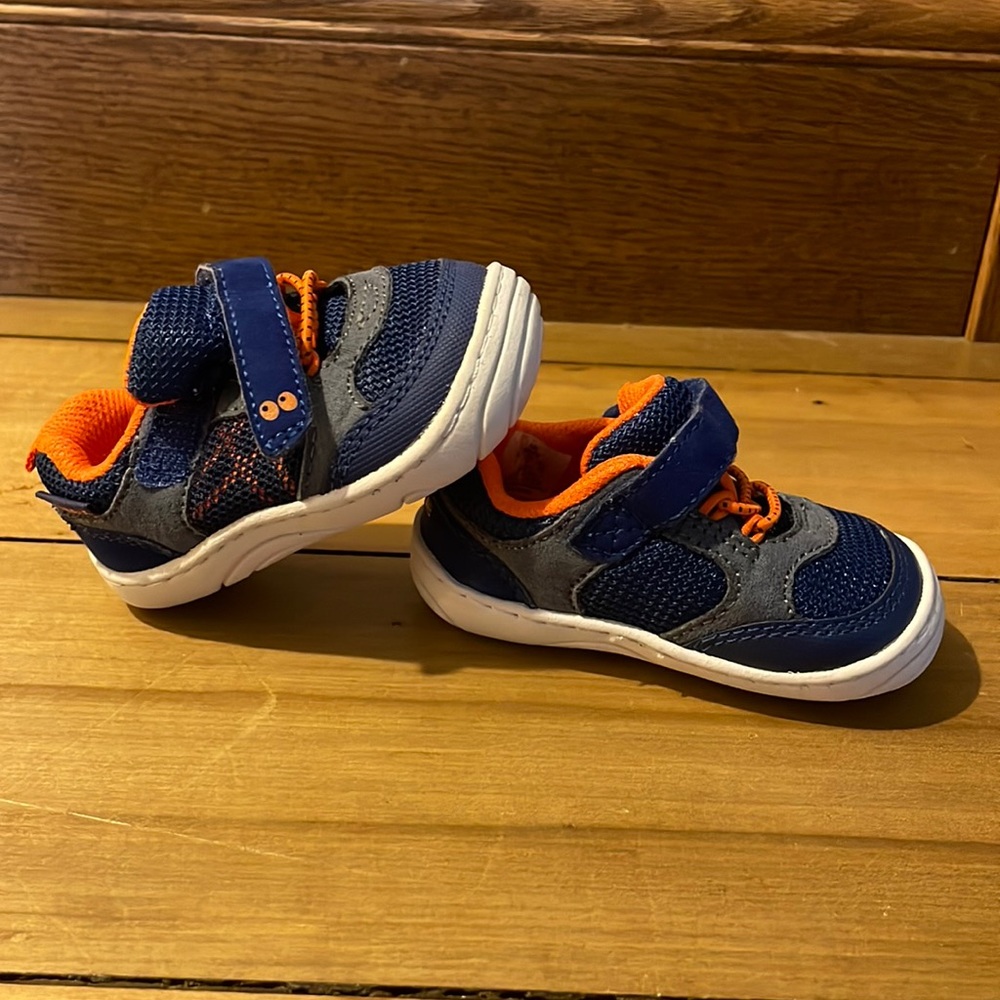 Never worn Stride Rite size 3 boy shoes